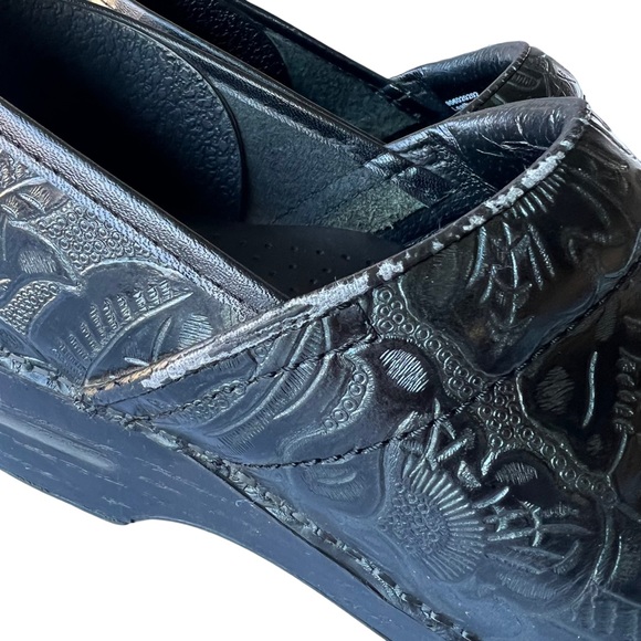 Dansko Professional Tooled Pattern Clogs - Picture 10 of 10
